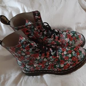 Floral Dr Marten's women's size 10